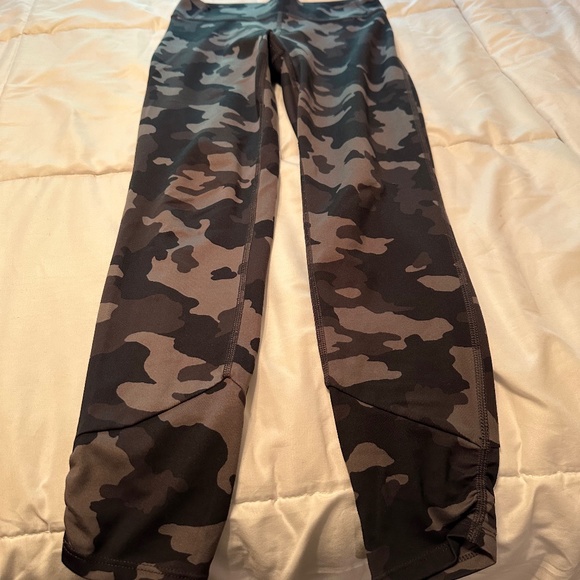 Leggings - Picture 1 of 3